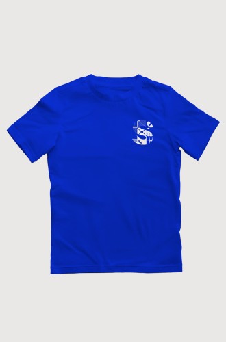 T-shirt w kolorze niebieskim firmowym o nazwie shoper blue. Przód produktu. Z lewej strony literka "S".